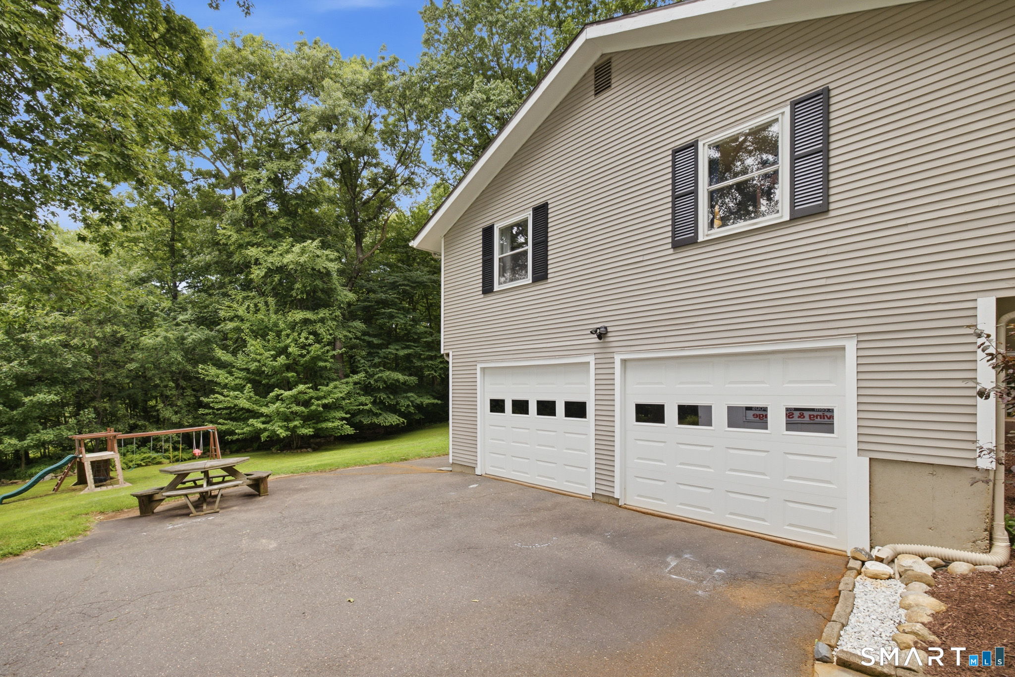 72 Lakeview Heights