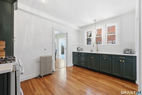 Tiny photo for 8 Macdonough Place, Middletown, CT 06457 (MLS # 24156654)