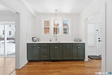 Tiny photo for 8 Macdonough Place, Middletown, CT 06457 (MLS # 24156654)