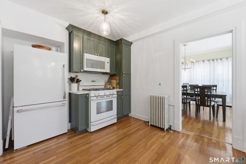 Tiny photo for 8 Macdonough Place, Middletown, CT 06457 (MLS # 24156654)