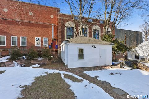 Tiny photo for 8 Macdonough Place, Middletown, CT 06457 (MLS # 24156654)