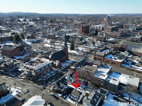 Tiny photo for 8 Macdonough Place, Middletown, CT 06457 (MLS # 24156654)