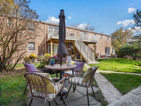 Tiny photo for 8 Windell Place, Stamford, CT 06906 (MLS # 24135775)