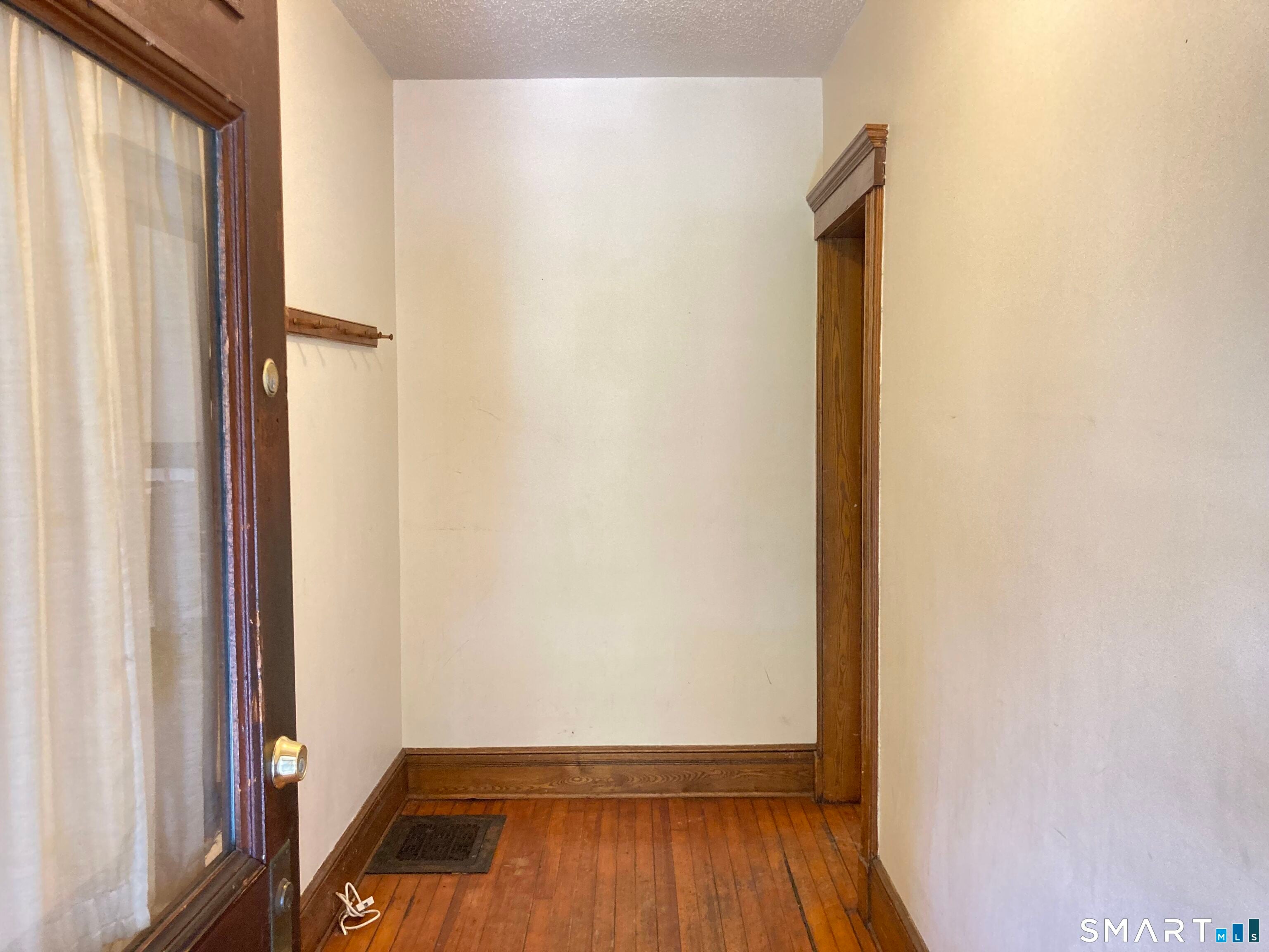 225 Winthrop Avenue