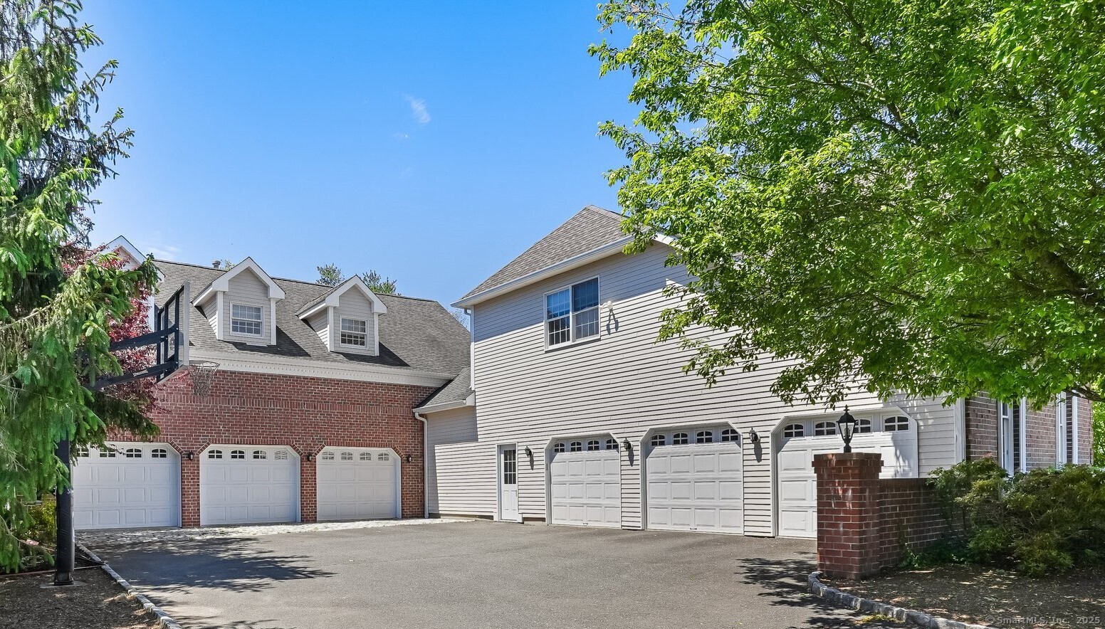 6 Pond View Drive