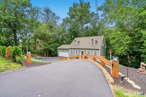 11 Hamilton Road East Granby CT 06026