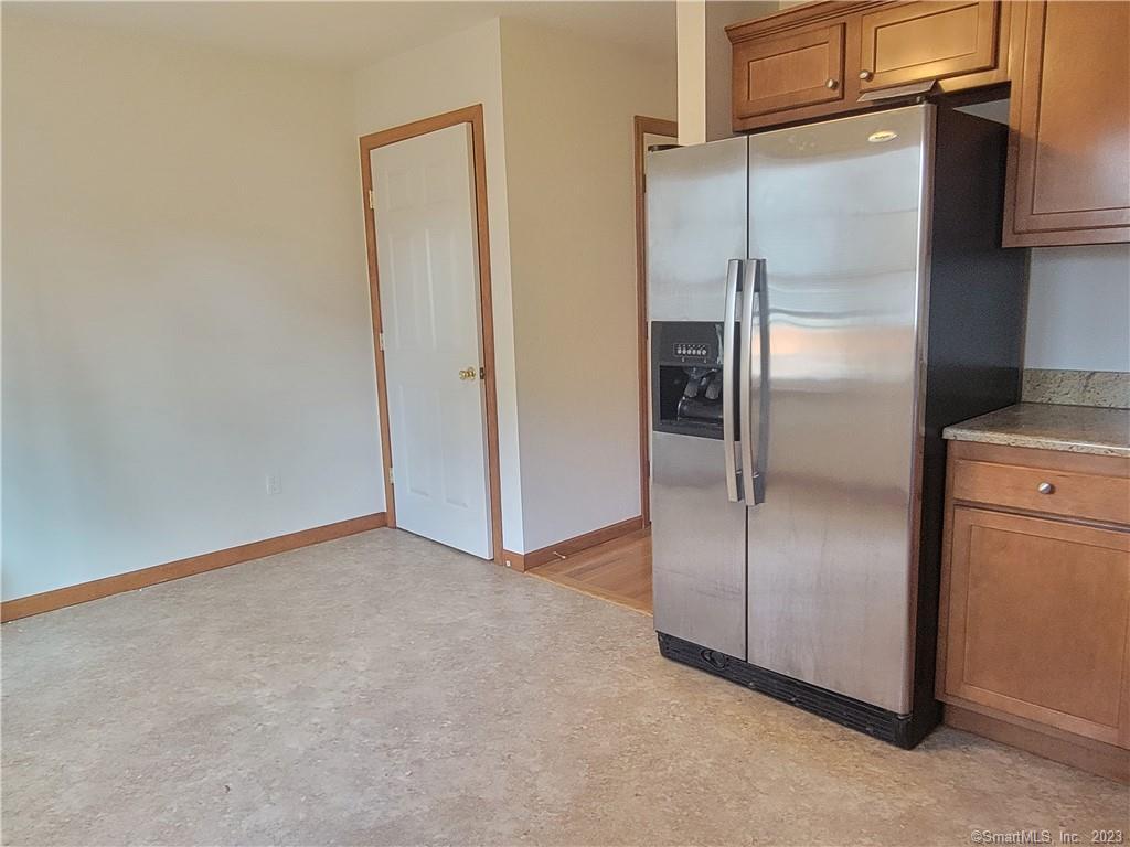 21 Bellevue Avenue B