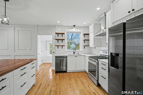 Tiny photo for 38 Beecher Place, New Haven, CT 06512 (MLS # 24215431)