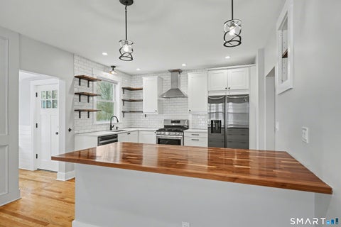 Tiny photo for 38 Beecher Place, New Haven, CT 06512 (MLS # 24215431)