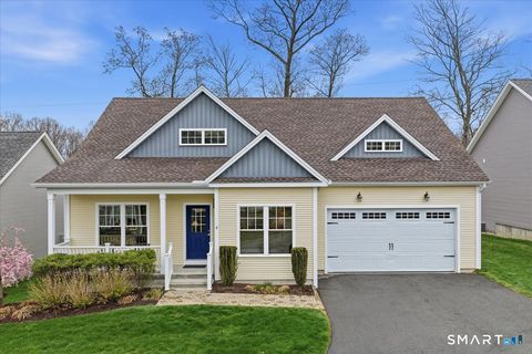 Photo of 14 Essex Glen Drive #4, Essex, CT 06426 (MLS # 24168883)