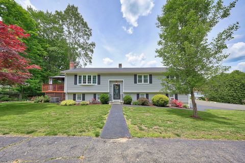 32 Deer Run Lane Shelton CT 06484