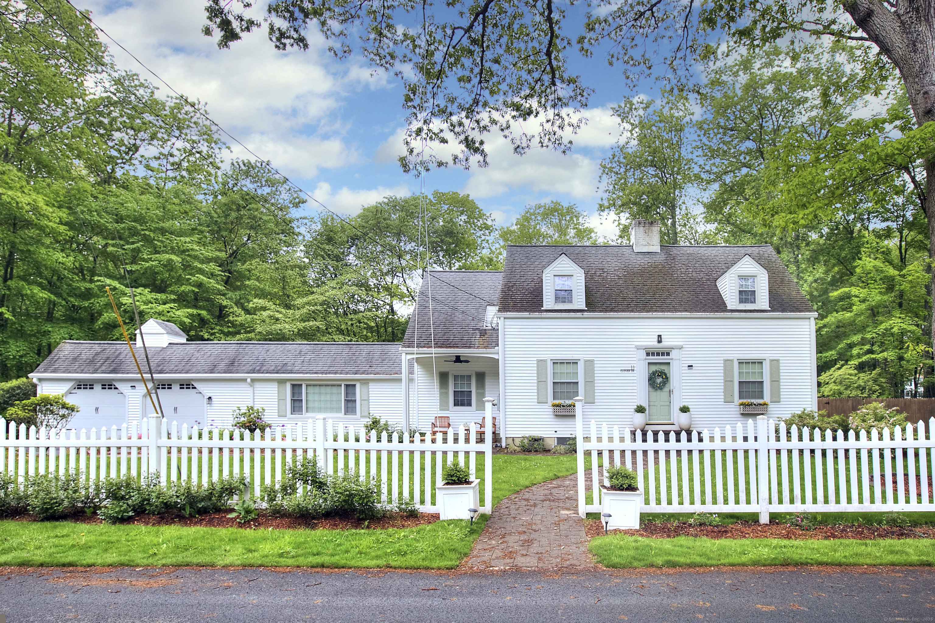 Rental Property at Clover Drive, Wilton, Connecticut - Bedrooms: 4 
Bathrooms: 2 
Rooms: 8  - $15,500 MO.