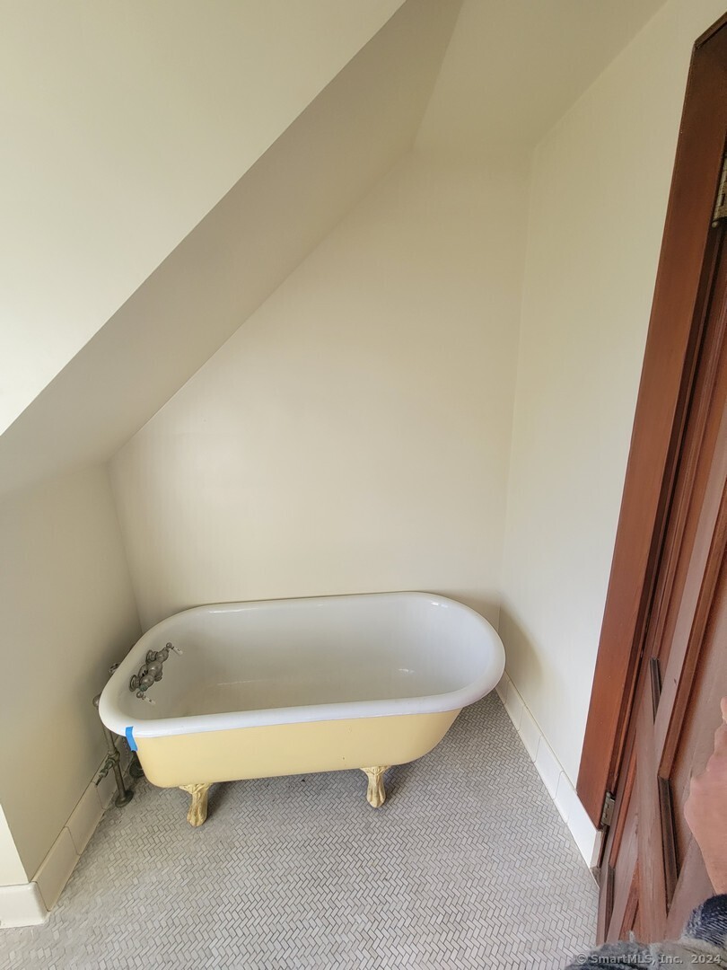 29 Rockwell Avenue, Naugatuck, Connecticut image 30