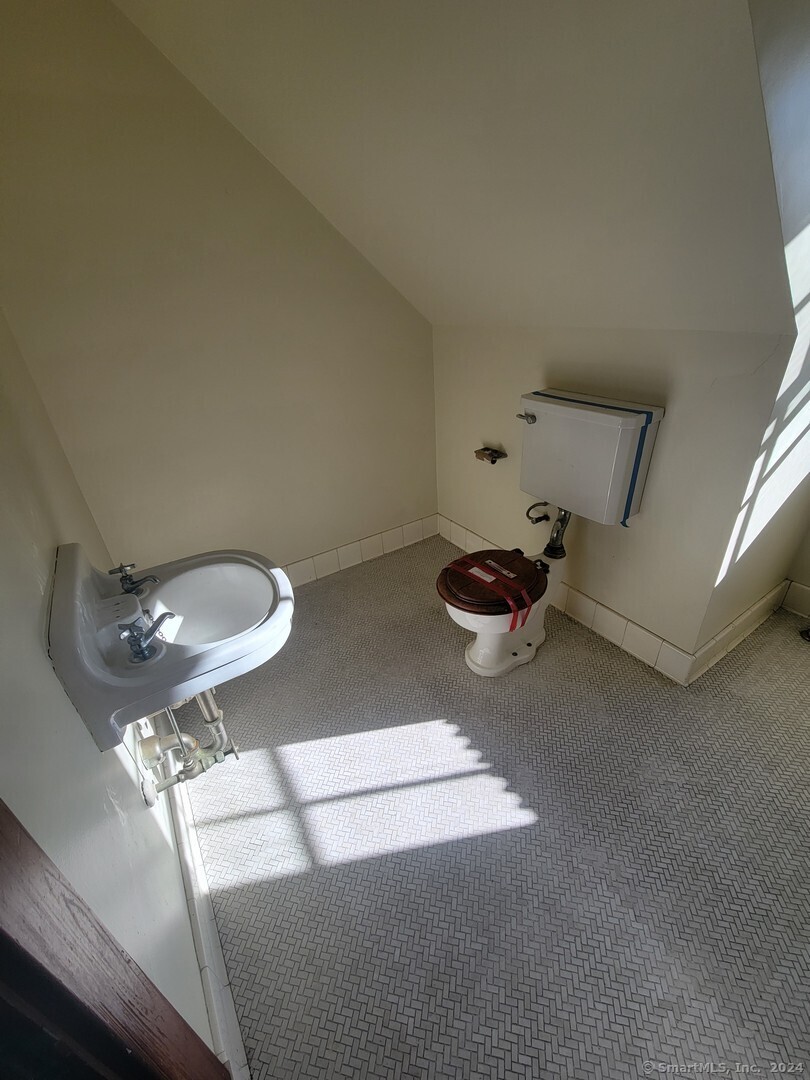 29 Rockwell Avenue, Naugatuck, Connecticut image 29