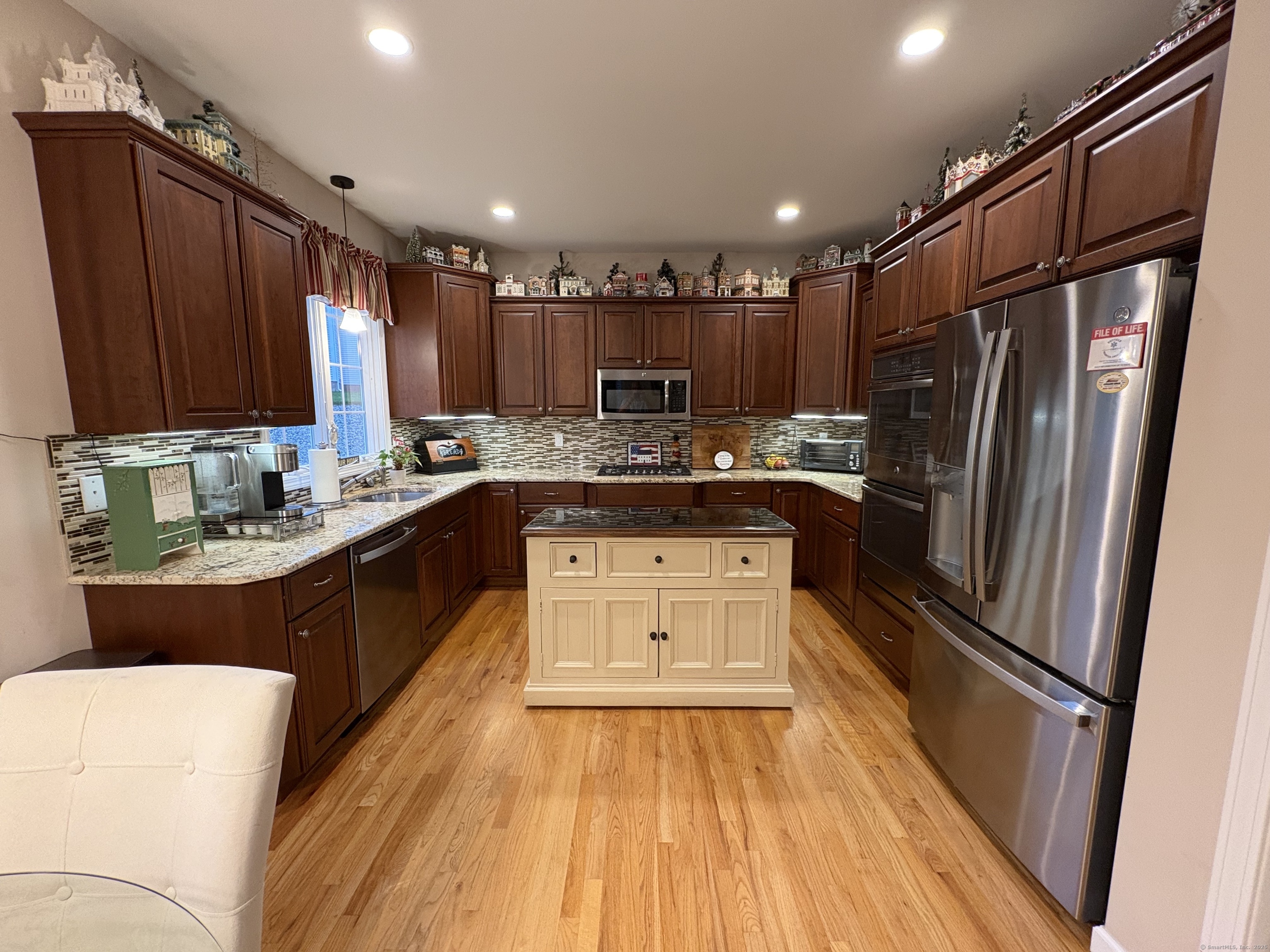 56 Boysenberry Court #56, Suffield, Connecticut image 7