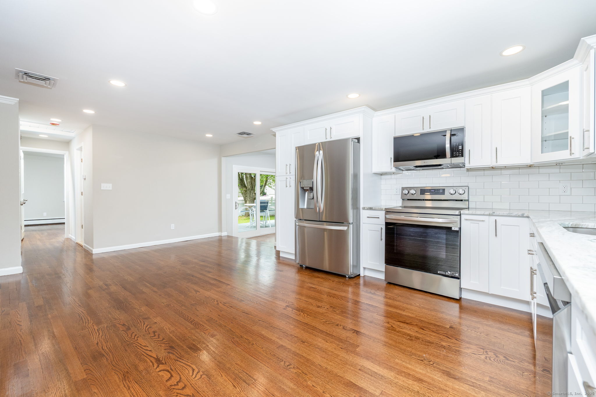 281 Spring Road, North Haven, Connecticut image 14