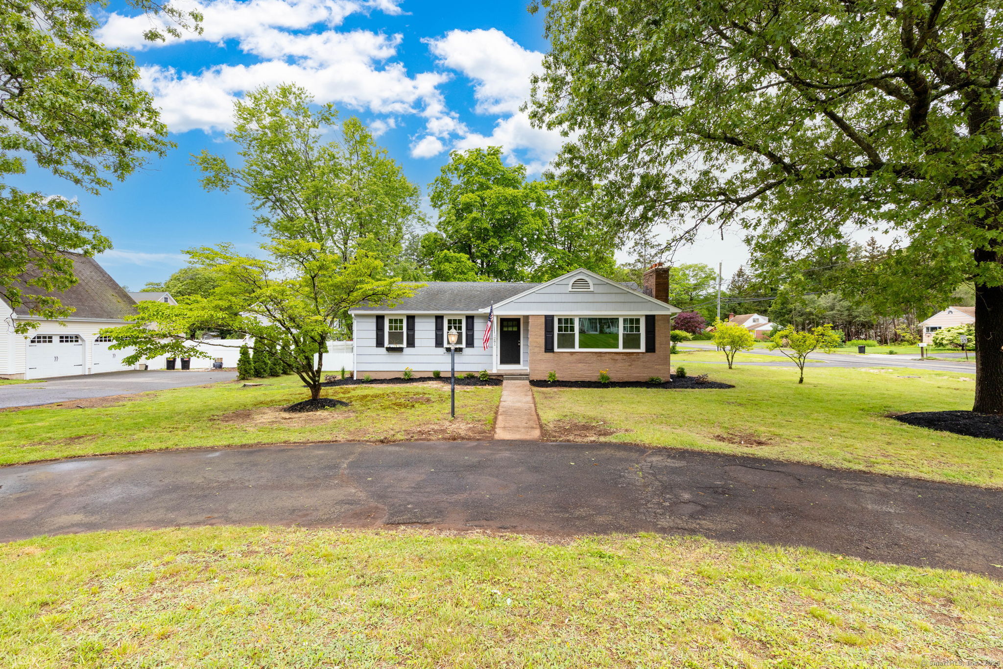 281 Spring Road, North Haven, Connecticut image 2