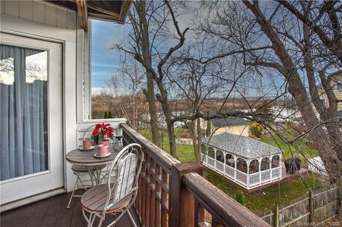 Tiny photo for 3250 Fairfield Avenue #APT 211, Bridgeport, CT 06605 (MLS # 24157578)