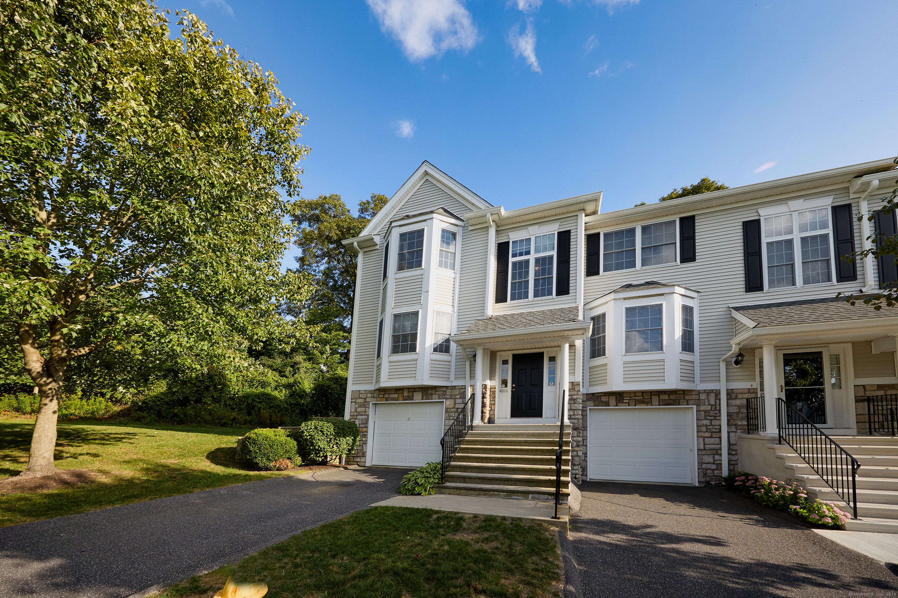 View Danbury, CT 06811 townhome