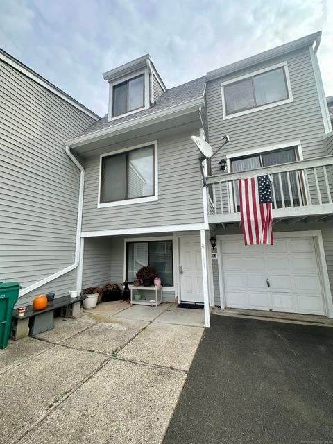 Photo of 43 Peddlars Drive #43, Branford, CT 06405 (MLS # 24138332)