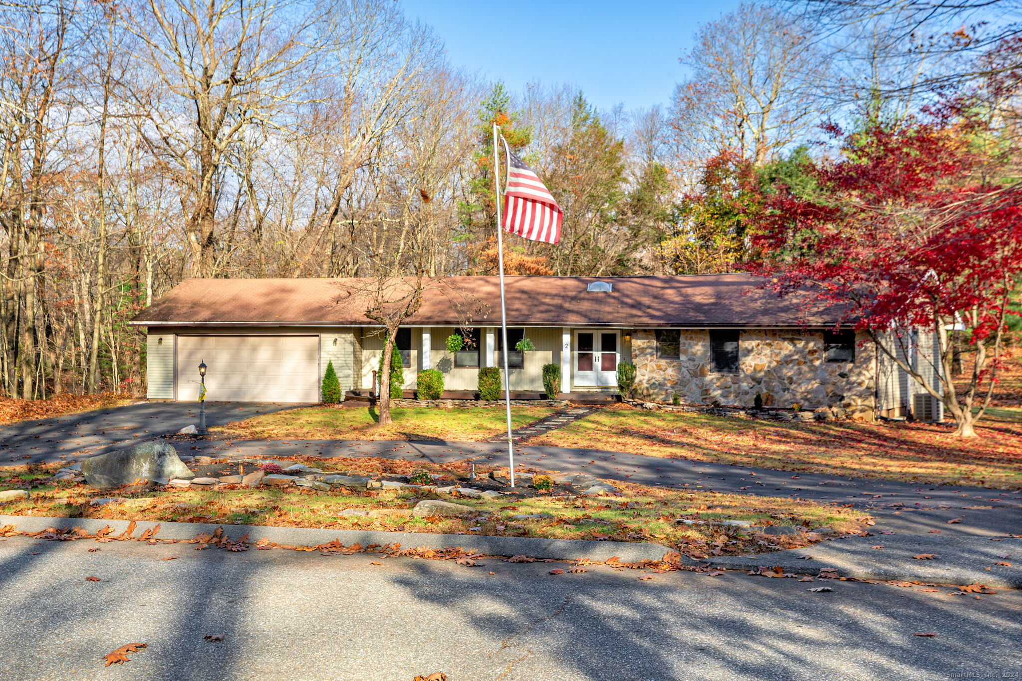 2 Webber Road, Tolland, Connecticut - 3 Bedrooms  
3 Bathrooms  
7 Rooms - 