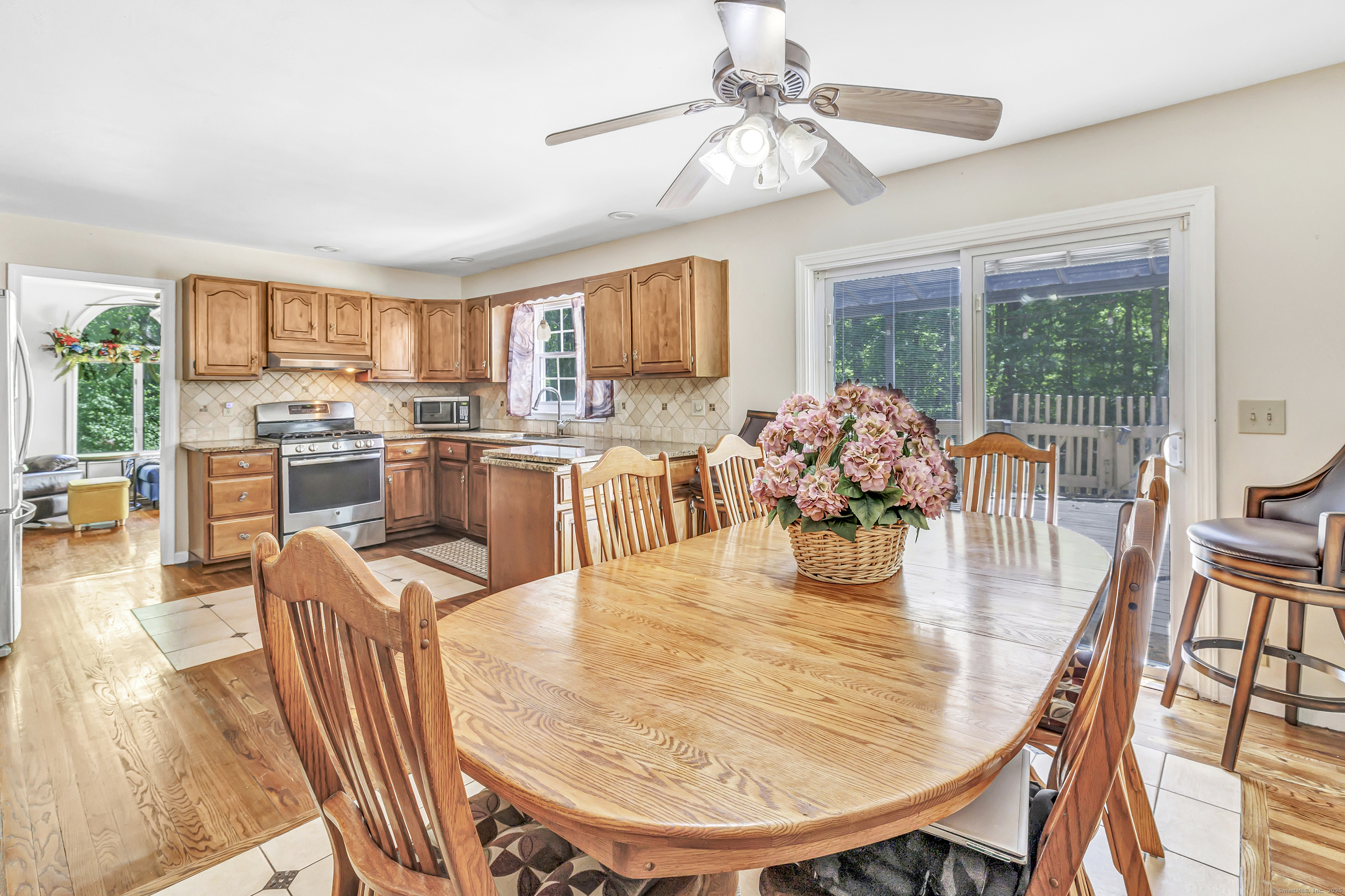 230 Tom Swamp Road, Hamden, Connecticut image 7