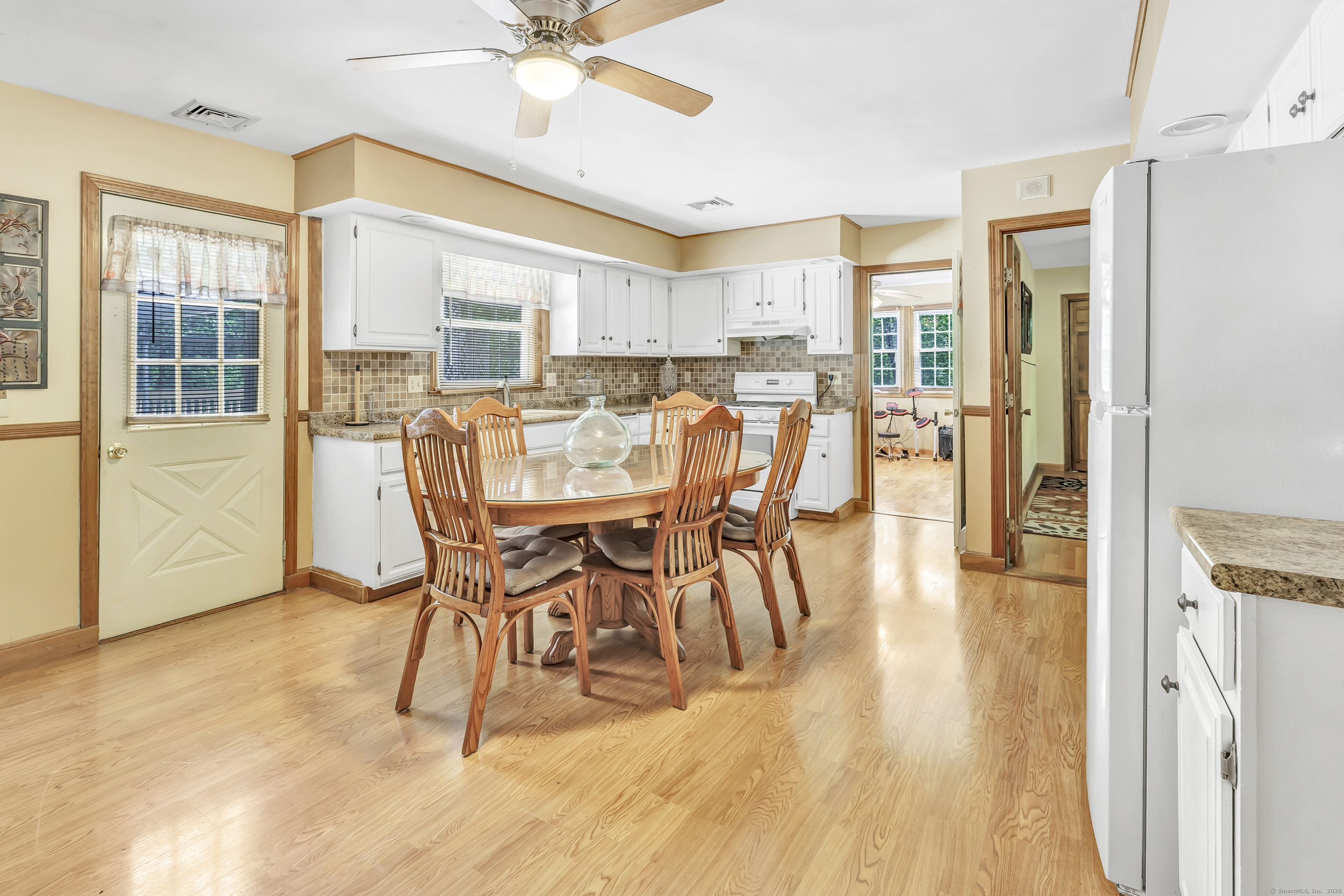 230 Tom Swamp Road, Hamden, Connecticut image 21