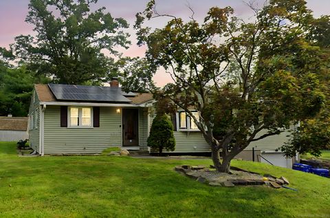 207 Arnold Drive East Hartford CT 06108