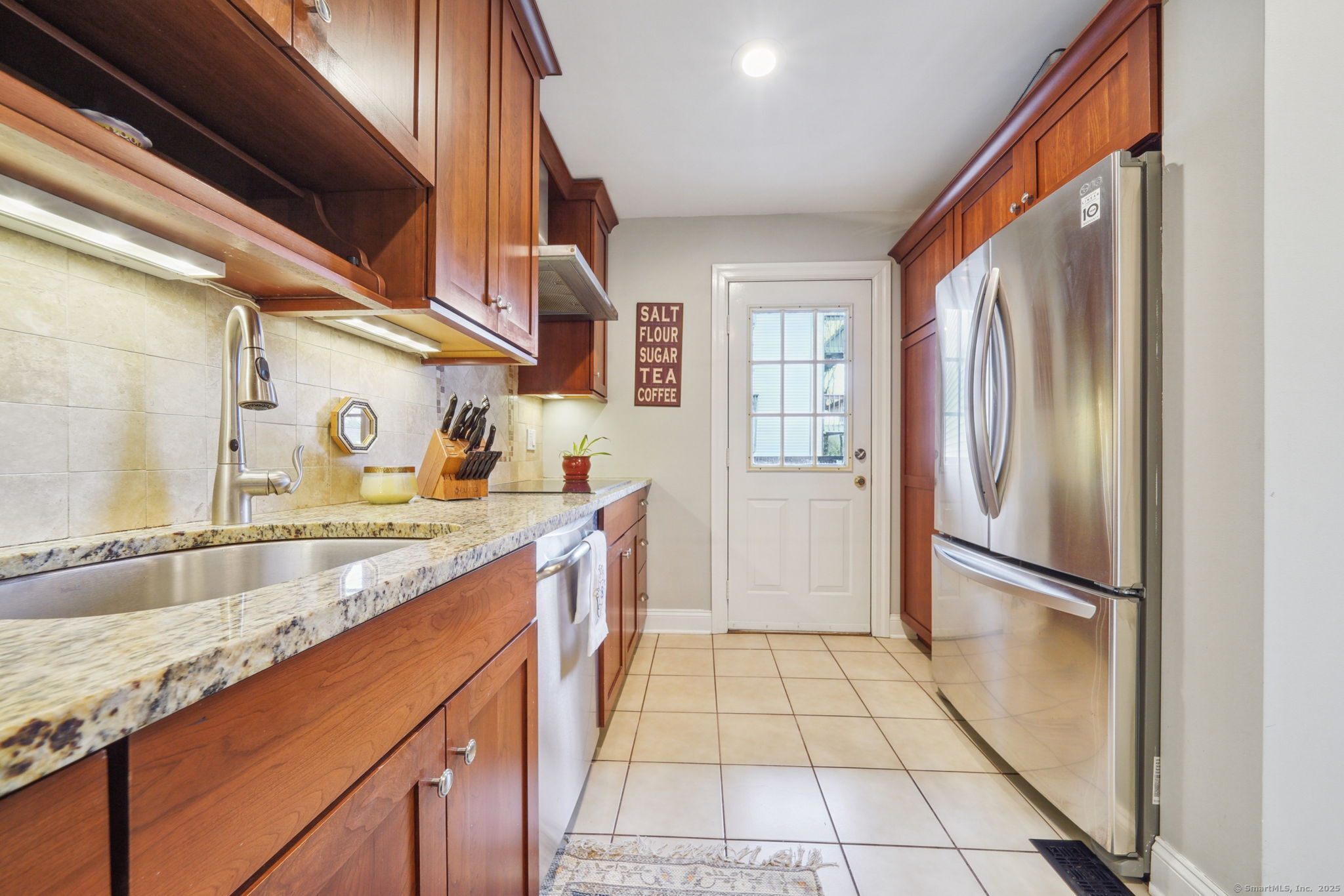 2539 Bedford Street #APT 33B, Stamford, Connecticut image 9