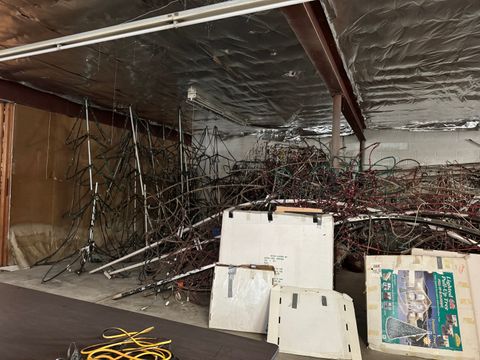 Tiny photo for 19 Sandscreen Road #Left Side, Avon, CT 06001 (MLS # 24140100)