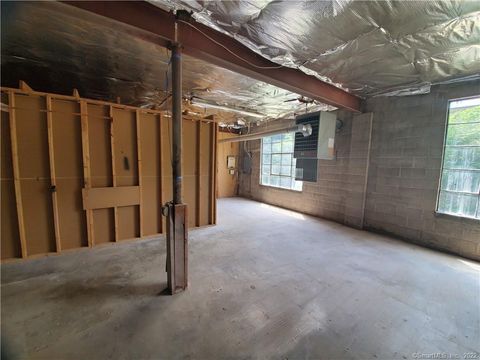 Tiny photo for 19 Sandscreen Road #Left Side, Avon, CT 06001 (MLS # 24140100)