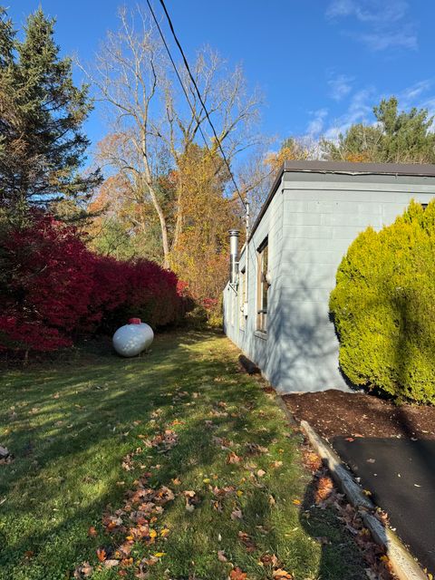Tiny photo for 19 Sandscreen Road #Left Side, Avon, CT 06001 (MLS # 24140100)