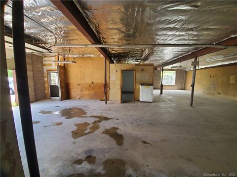 Tiny photo for 19 Sandscreen Road #Left Side, Avon, CT 06001 (MLS # 24140100)