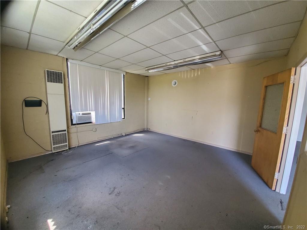 19 Sandscreen Road Left Side