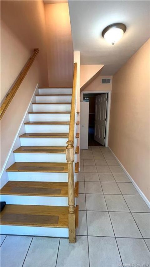 Tiny photo for 3 Songbird Lane #3, Farmington, CT 06032 (MLS # 24156010)