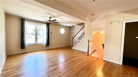 Tiny photo for 3 Songbird Lane #3, Farmington, CT 06032 (MLS # 24156010)