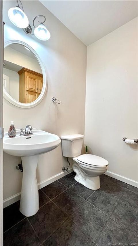 Tiny photo for 3 Songbird Lane #3, Farmington, CT 06032 (MLS # 24156010)