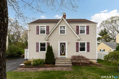 Photo of 7 Van Rose Drive, North Haven, CT 06473 (MLS # 24168448)