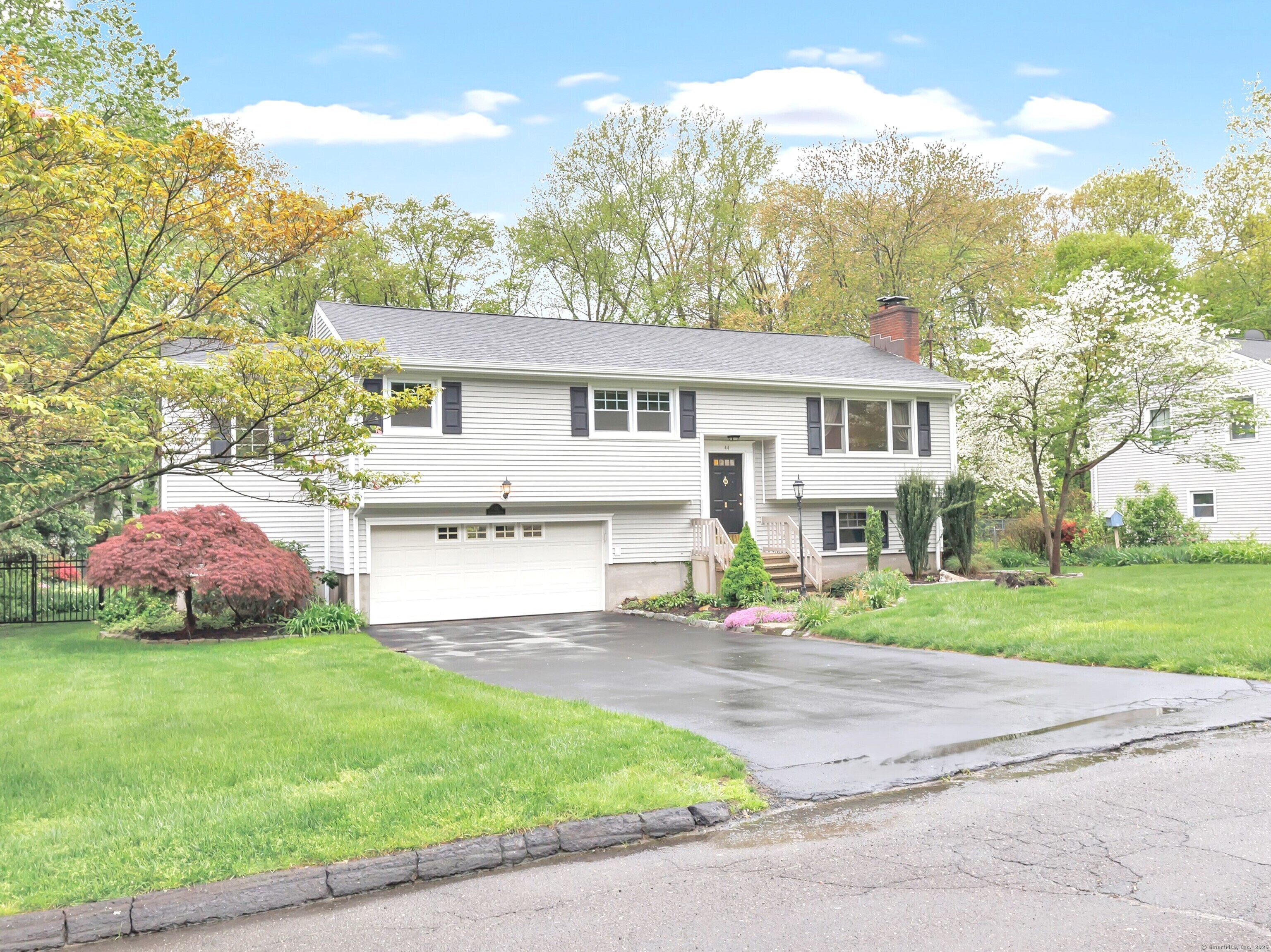 44 Belleview Drive, Derby, Connecticut image 2