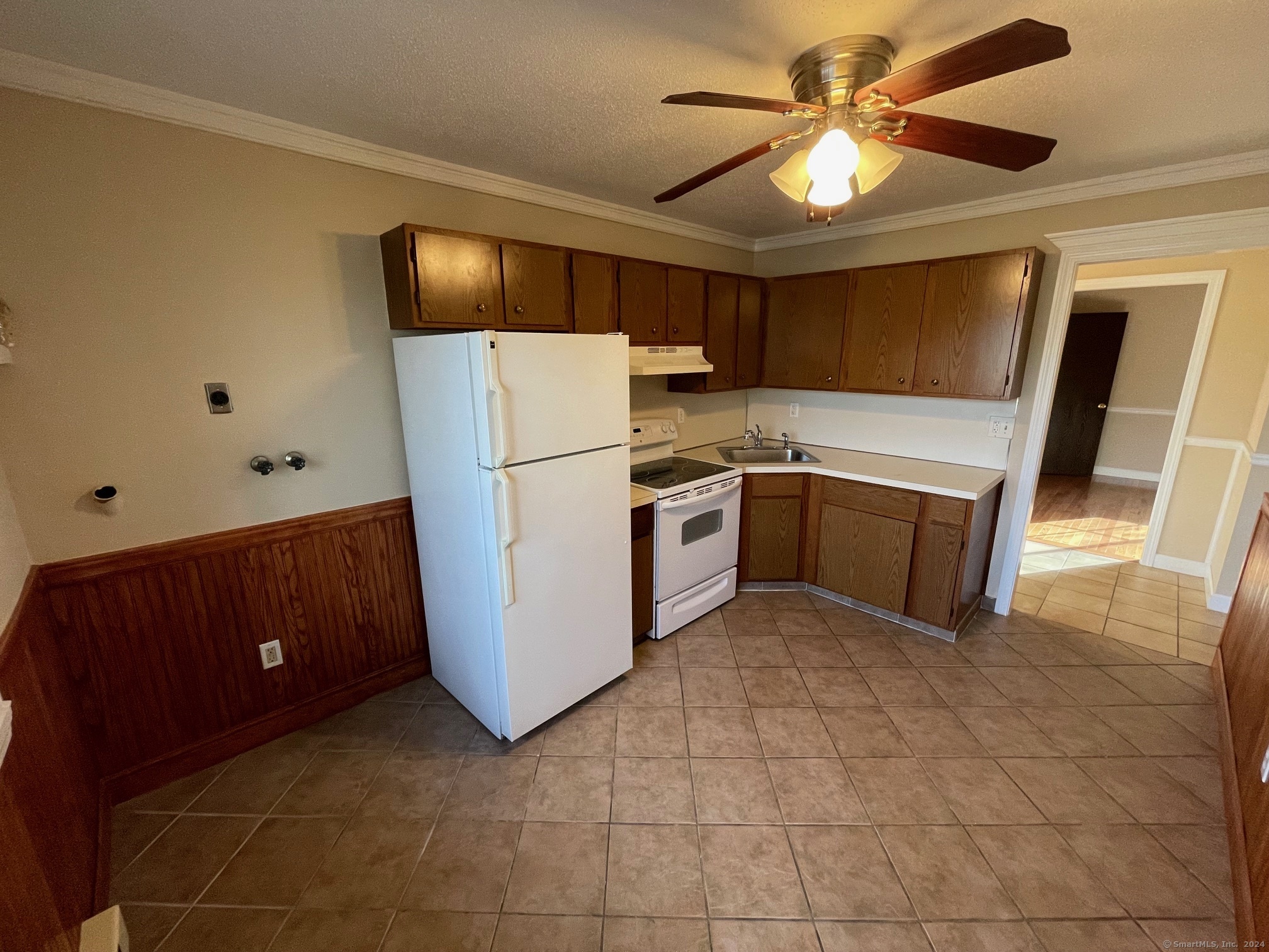 35 Mountain Village Road #27, Waterbury, Connecticut image 5
