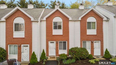 Photo of 585 Park Road #7-3, Waterbury, CT 06708 (MLS # 24172458)