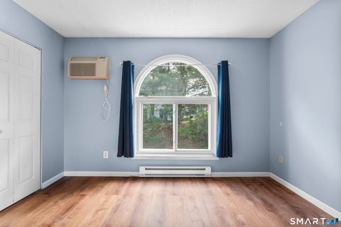 Tiny photo for 585 Park Road #7-3, Waterbury, CT 06708 (MLS # 24172458)