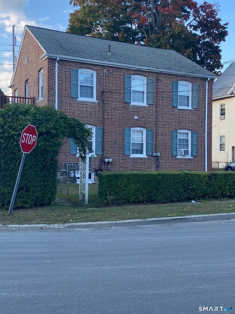 Photo of 15 Ardmore Street, Fairfield, CT 06824 (MLS # 24193877)