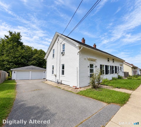 Photo for 137-139 South Chestnut Street