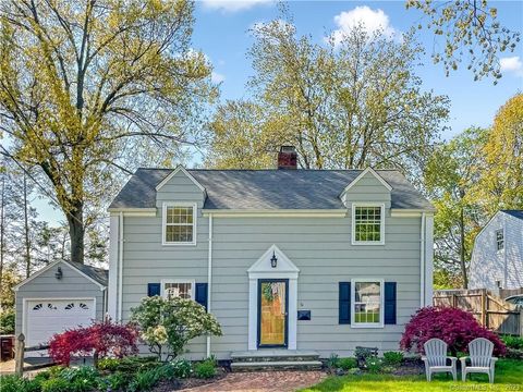 Photo of 61 Ledgewood Road, West Hartford, CT 06107 (MLS # 170564392)