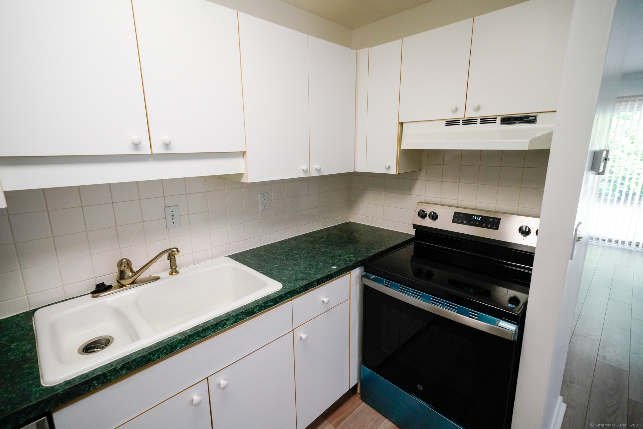 50 East Hill Road APT 2H