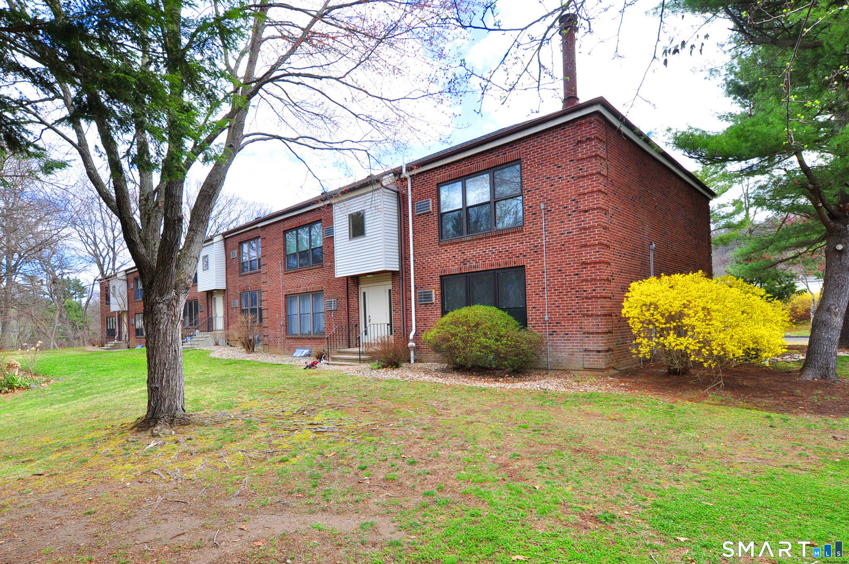 104 Wellington Drive 104