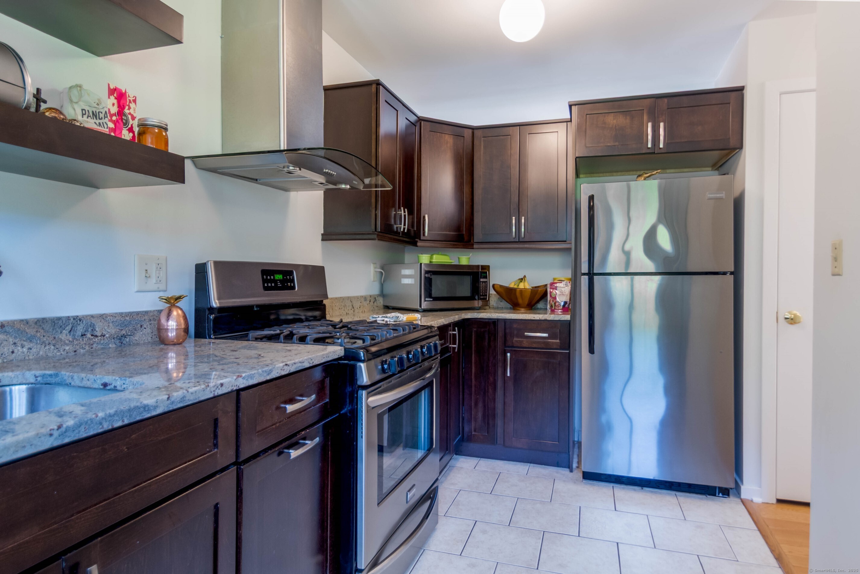 30 Montoya Drive #30, Branford, Connecticut image 6