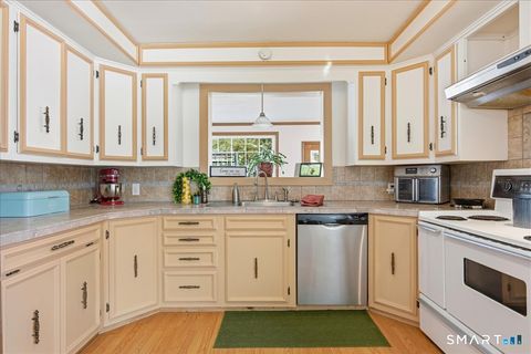 Tiny photo for 9 Schwartz Road, Bozrah, CT 06334 (MLS # 24151241)