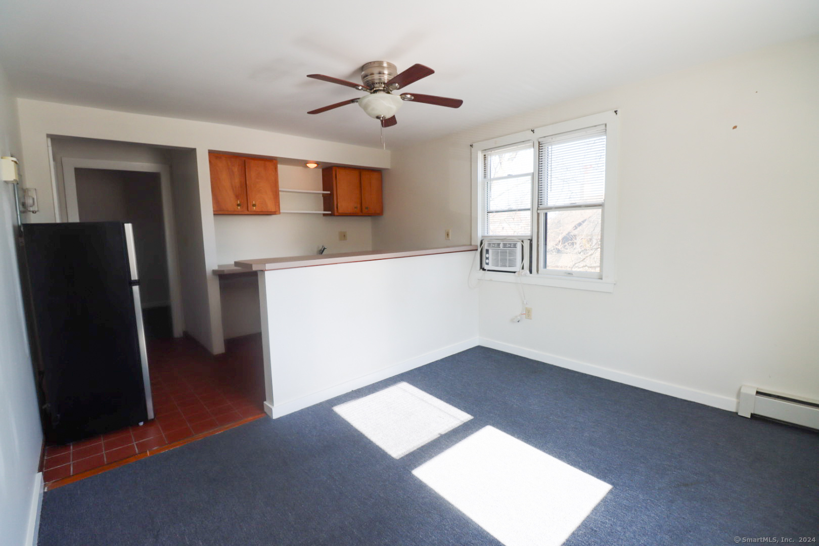 51 Franklin Street 2, New London, Connecticut - 1 Bedrooms  
1 Bathrooms  
3 Rooms - 
